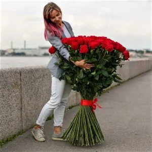 101 роза высокая 120 см